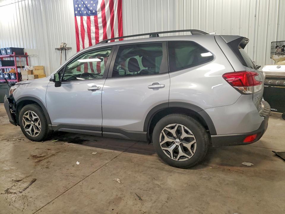 2021 Subaru Forester VIN JF2SKAJC2MH462120 COPART salvage auction — FRONT END, Mn - Cert Of Title-Salvage, sold $1,350 on 2026-07-30 (photo 2)
