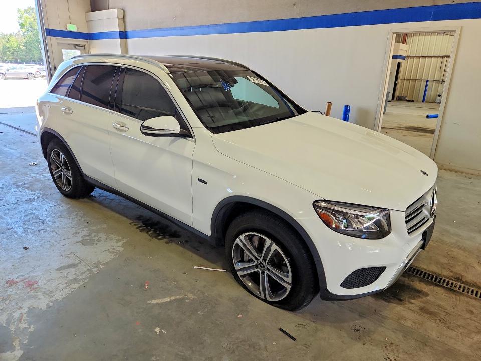 2019 Mercedes-benz Glc VIN WDC0G5EB2KF529303 COPART salvage auction — SIDE, Va - Cert Of Title - Salvage, sold $10,200 on 2026-07-02 (photo 4)