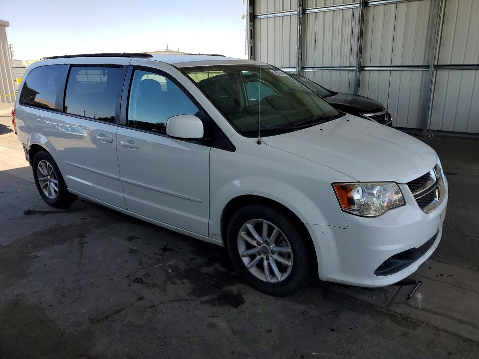 2016 Dodge Grand caravan VIN 2C4RDGCG5GR384953 COPART salvage auction — REAR END, Ca - Salvage Certificate, sold $1,100 on 2026-07-09 (photo 4)