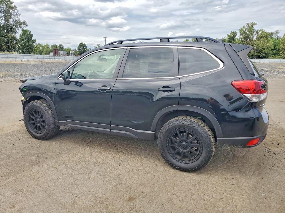 2022 Subaru Forester VIN JF2SKAPC0NH507371 COPART salvage auction — FRONT END, Or - Salvage Title Certificate, sold $200 on 2026-08-24 (photo 2)