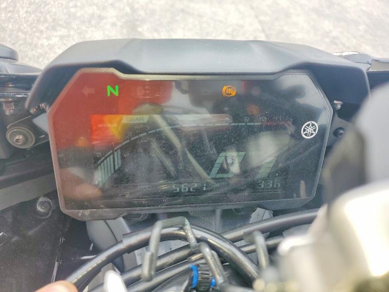 2025 Yamaha Yzf VIN JYARM38E2SA019106 COPART salvage auction — FRONT END, Nc - Salvage Certificate Of Title, sold $4,000 on 2026-07-23 (photo 7)