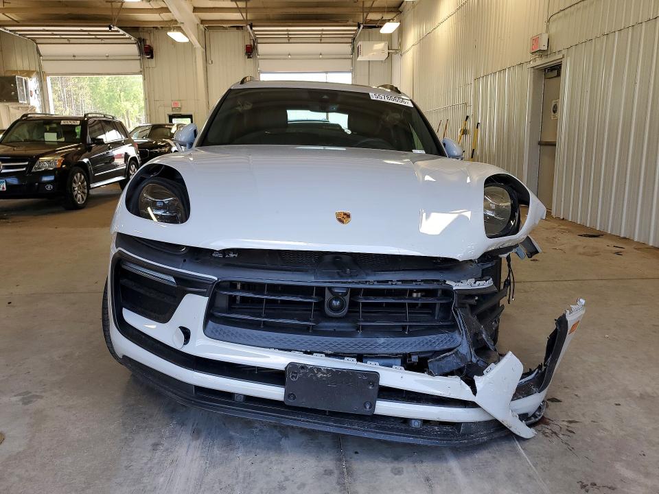 2025 Porsche Macan VIN WP1AA2A56SLB13748 COPART salvage auction — FRONT END, Mn - Cert Of Title-Salvage, sold $18,300 on 2026-08-18 (photo 5)