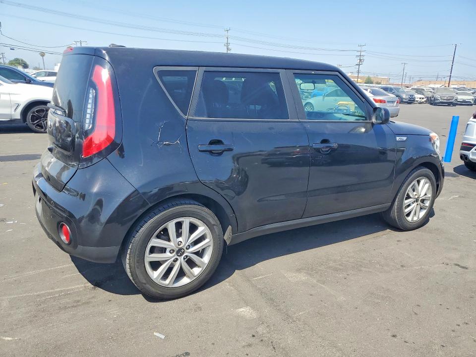 2018 Kia Soul VIN KNDJP3A56J7591164 COPART salvage auction — UNDERCARRIAGE, CA - SALVAGE CERTIFICATE, sold $1,250 on 2026-07-29 (photo 3)