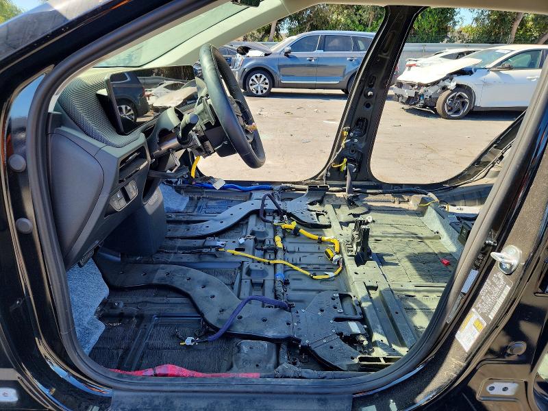 2025 Kia Ev6 VIN 5XYC34JA3SG010344 COPART salvage auction — STRIPPED, CA - CERTIFICATE OF TITLE, sold $3,150 on 2026-07-21 (photo 7)