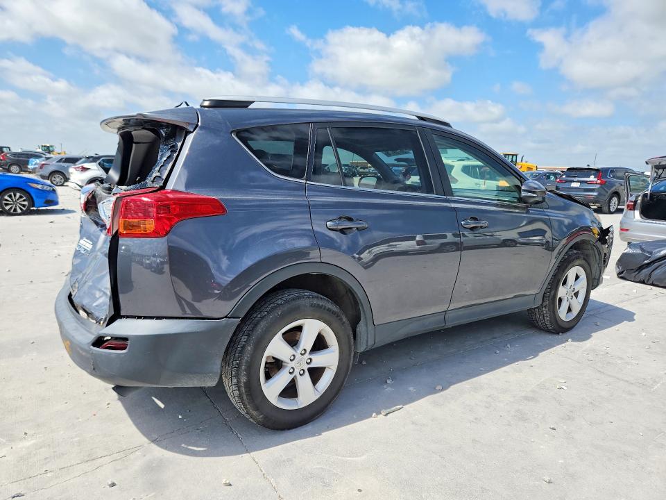 2013 Toyota Rav 4 VIN JTMWFREV8DD004376 COPART salvage auction — REAR END, Salvage Title, sold $225 on 2026-07-28 (photo 3)