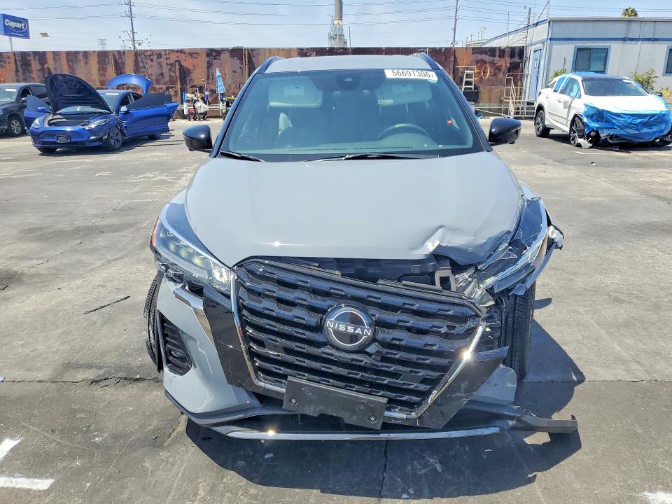 2024 Nissan Kicks VIN 3N1CP5DVXRL564611 COPART salvage auction — FRONT END, Ca - Salvage Certificate, sold $4,400 on 2026-07-31 (photo 5)