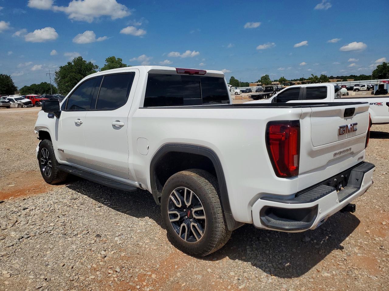 2025 GMC Sierra VIN 1GTUUEE80SZ341382 COPART salvage auction — Front End, OK - CERTIFICATE OF TITLE-JUNKED, sold $23,700 on 2026-07-08 (photo 2)