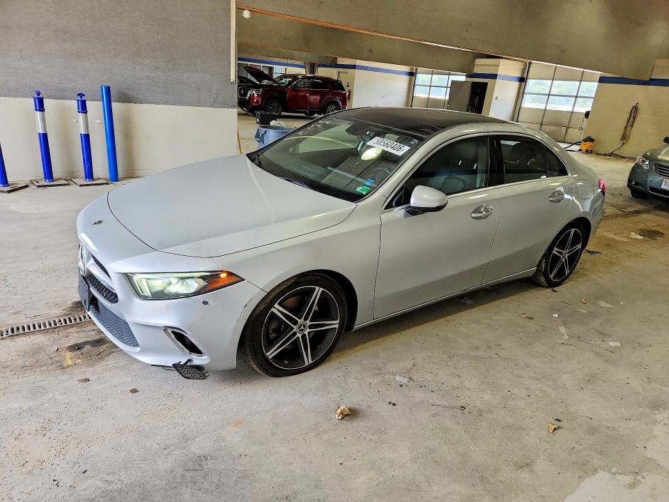 2020 Mercedes-benz A-klasse VIN W1K3G4FB1LJ200012 COPART salvage auction — REAR END, Va - Cert Of Title - Salvage, sold $2,700 on 2026-07-24 (photo 1)
