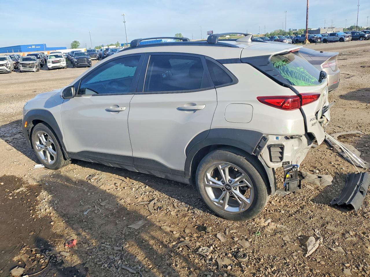 2022 Hyundai Kona VIN KM8K32AB4NU863777 COPART salvage auction — Rear End, St - Salvage Title, sold $5,200 on 2026-07-10 (photo 2)