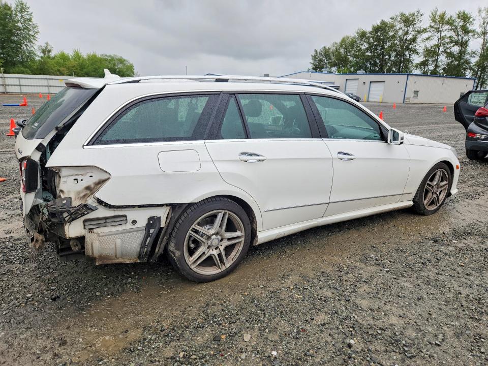 2013 Mercedes-benz E-klasse VIN WDDHH8JB8DA733655 COPART salvage auction — REAR END, WA - BILL OF SALE, sold $1,450 on 2026-08-17 (photo 3)