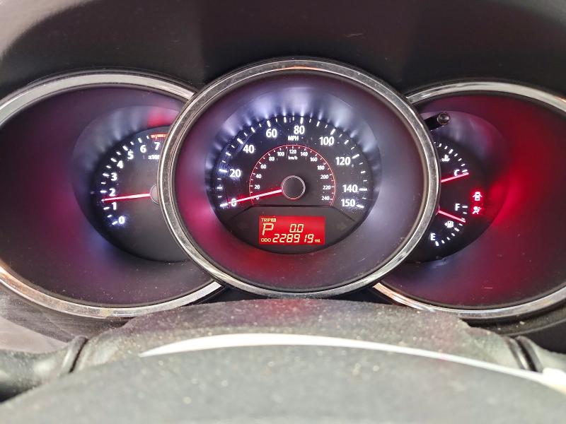 2011 Kia Sorento VIN 5XYKUDA21BG183071 COPART salvage auction — FRONT END, Wi - Certificate Of Title, sold $725 on 2026-07-08 (photo 9)