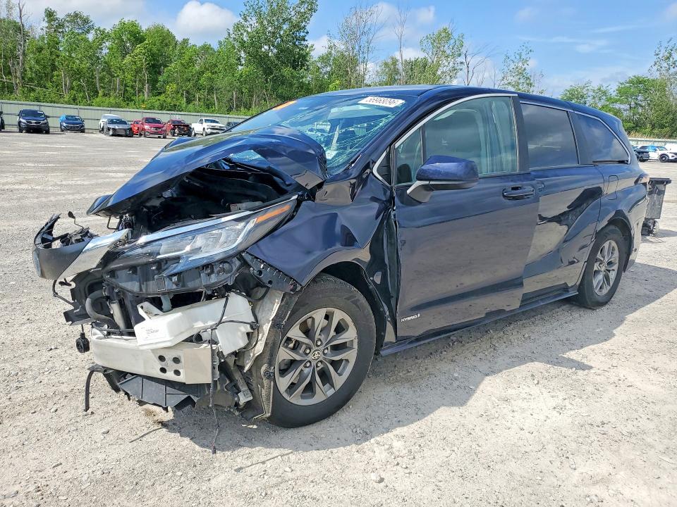 2021 Toyota Sienna VIN 5TDKSKFC4MS011912 COPART salvage auction — FRONT END, Ny - Mv-907A Salvage Certificate, sold $4,200 on 2026-07-20 (photo 1)