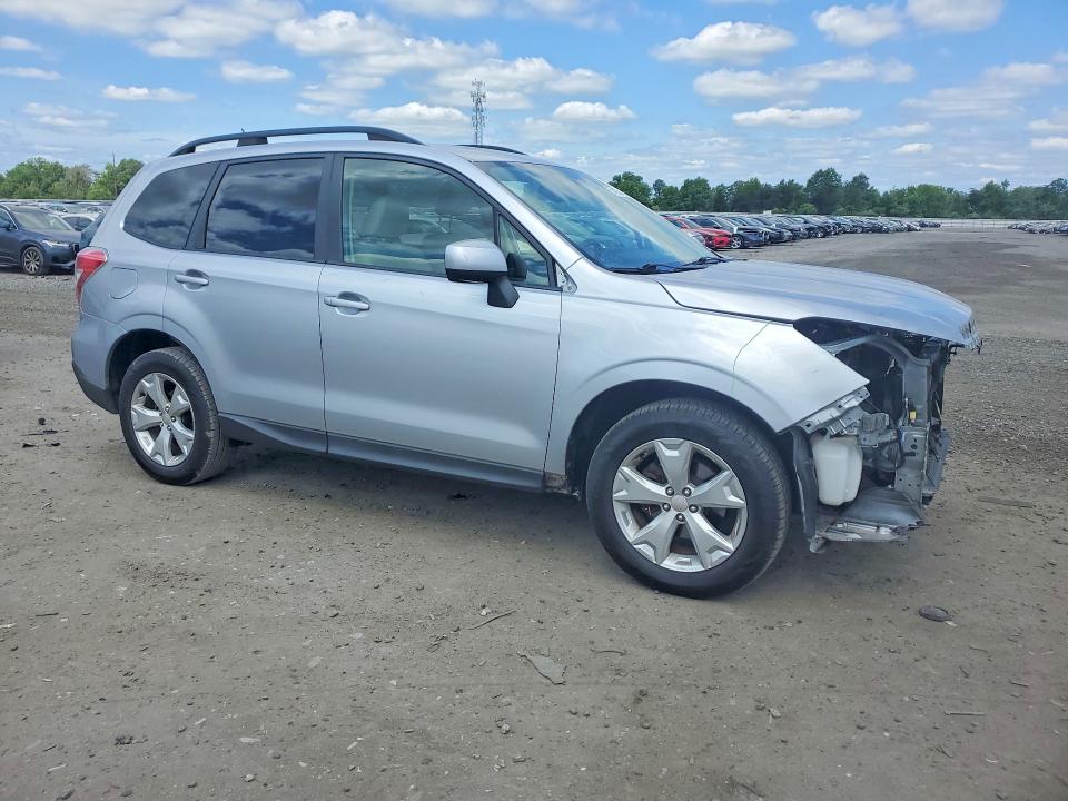 2014 Subaru Forester VIN JF2SJAEC2EH474234 COPART salvage auction — FRONT END, Va - Cert Of Title - Salvage, sold $550 on 2026-07-02 (photo 4)