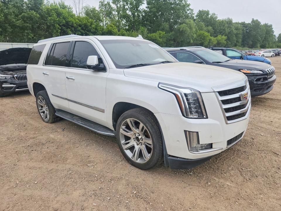 2017 Cadillac Escalade VIN 1GYS4BKJ9HR158157 COPART salvage auction — FRONT END, Mi - Dealer Only Clean Title (P), sold $7,600 on 2026-07-29 (photo 4)