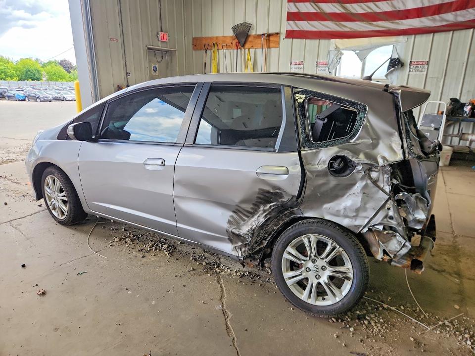 2009 Honda Fit VIN JHMGE88419C003814 COPART salvage auction — REAR END, WI - JUNKED VEHICLE BILL OF SALE, sold $275 on 2026-07-20 (photo 2)