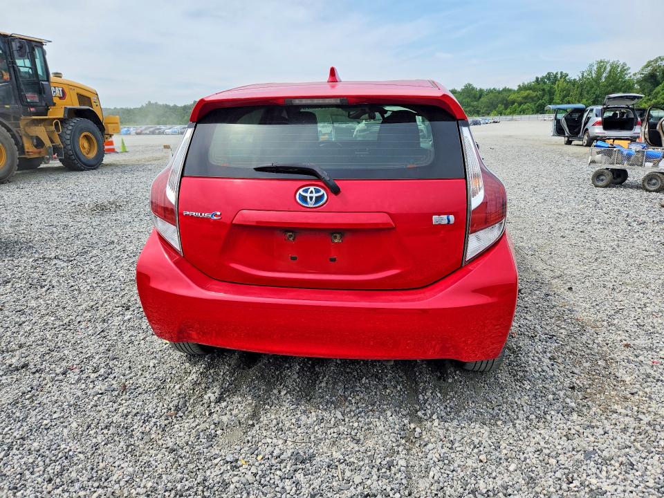 2015 Toyota Prius VIN JTDKDTB34F1576036 COPART salvage auction — FRONT END, Sc - Certificate Of Title, sold $725 on 2026-07-29 (photo 6)