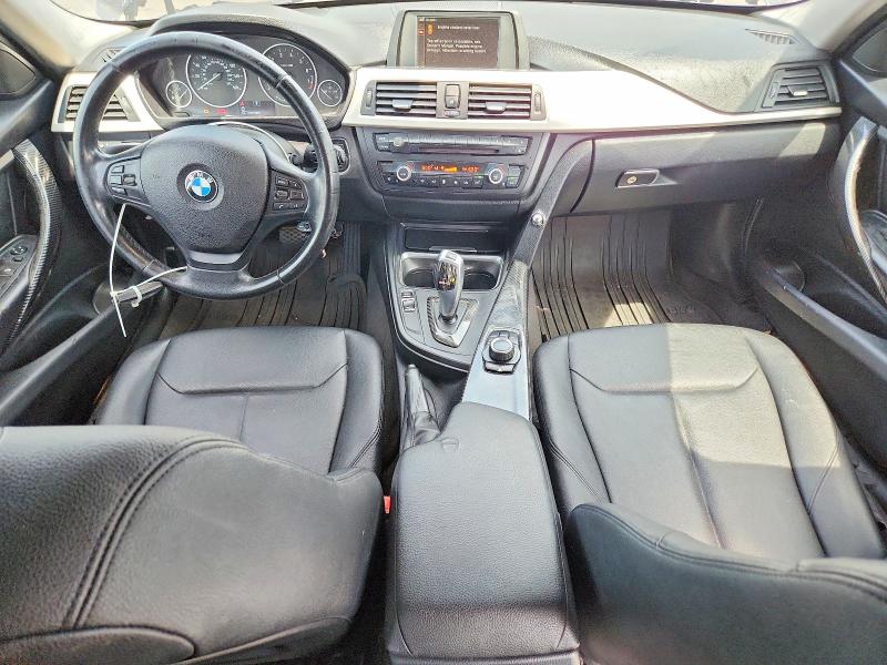 2013 BMW 3er VIN WBA3B1C53DF462251 COPART salvage auction — FRONT END, Ca - Salvage Certificate, sold $450 on 2026-07-13 (photo 8)