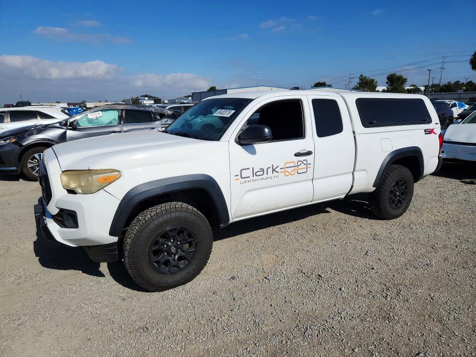 2020 Toyota Tacoma VIN 5TFSZ5AN8LX218320 COPART salvage auction — MINOR DENT/SCRATCHES, CO - DIS/DLR/EXP ONLY CLEAN TITLE (P), sold $9,300 on 2026-07-17 (photo 1)