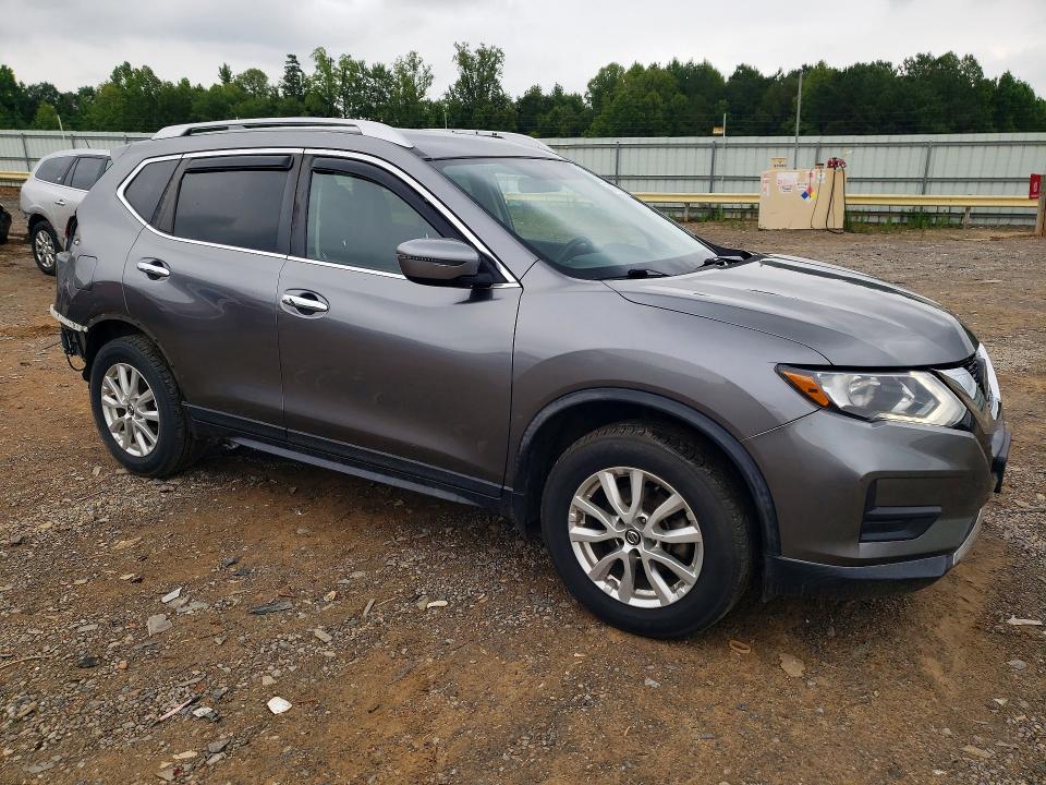 2018 Nissan Rogue VIN KNMAT2MV8JP602232 COPART salvage auction — REAR END, VA - CERT OF TITLE - SALVAGE, sold $2,750 on 2026-07-31 (photo 4)