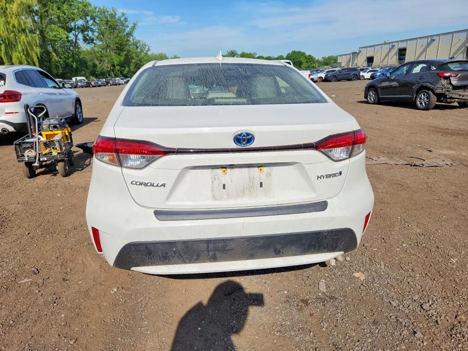 2021 Toyota Corolla VIN JTDEAMDE3MJ016368 COPART salvage auction — BIOHAZARD/CHEMICAL, Ct - Cert Of Title-Salvage, sold $5,100 on 2026-07-31 (photo 6)
