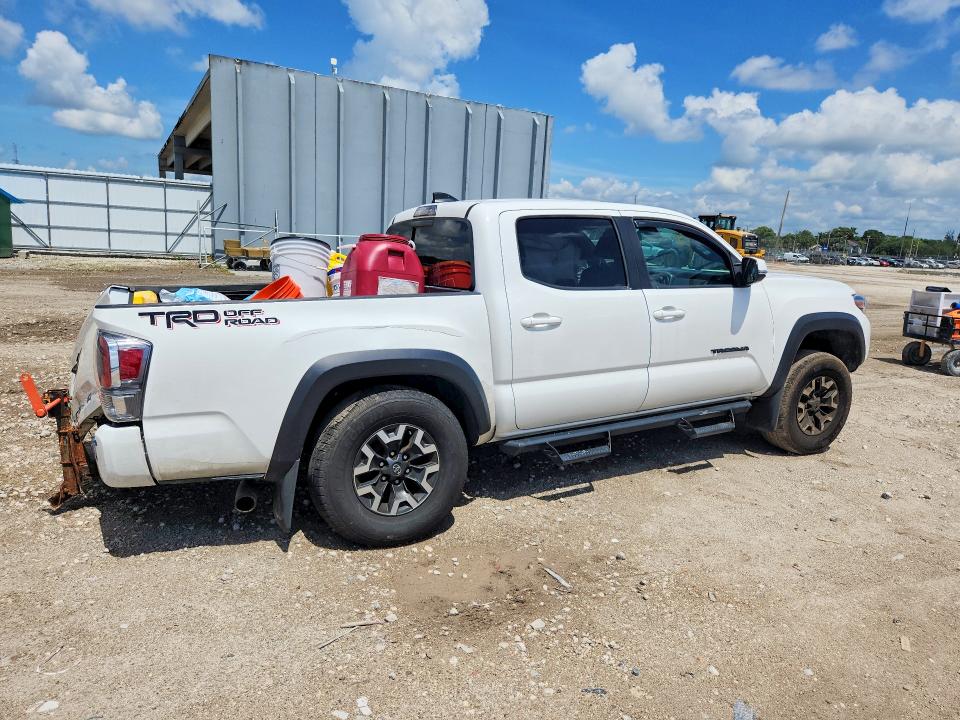2021 Toyota Tacoma VIN 5TFAZ5CNXMX113983 COPART salvage auction — REAR END, Fl - Cert Of Title Slvg Rebuildable, sold $7,200 on 2026-07-14 (photo 3)