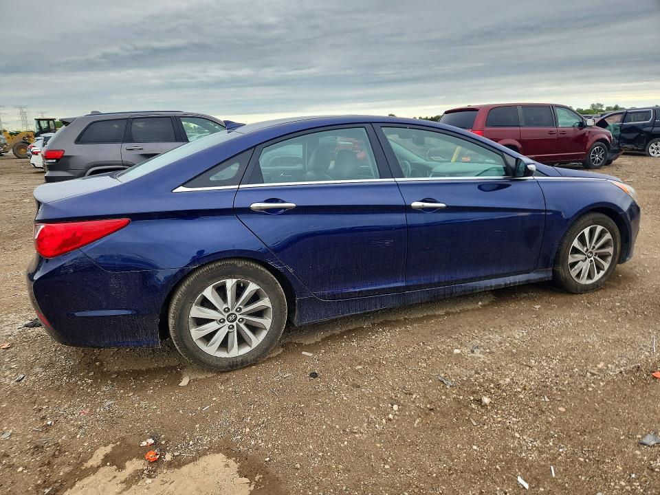 2014 Hyundai Sonata VIN 5NPEC4AC3EH817809 COPART salvage auction — UNDERCARRIAGE, IL - SALVAGE CERTIFICATE, sold $1,050 on 2026-07-16 (photo 3)