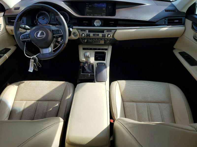 2017 Lexus ES VIN 58ABK1GG4HU057791 COPART salvage auction — MINOR DENT/SCRATCHES, TN - SALVAGE CERTIFICATE, sold $7,800 on 2026-07-29 (photo 8)