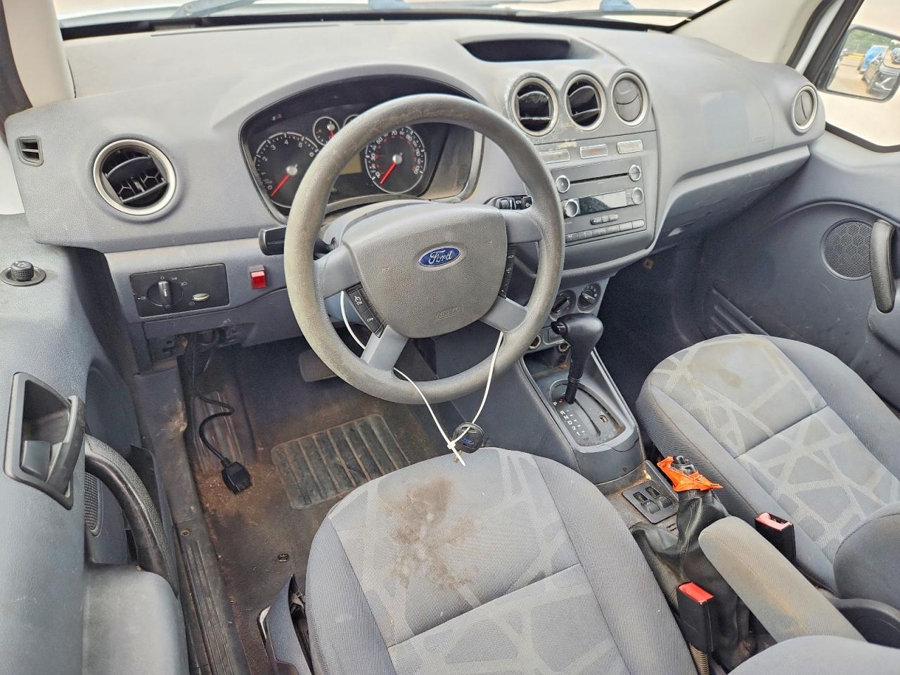 2013 Ford Transit Connect VIN NM0LS7BN5DT135131 COPART salvage auction — Normal Wear, TX - CERTIFICATE OF TITLE, sold $3,150 on 2026-07-09 (photo 8)