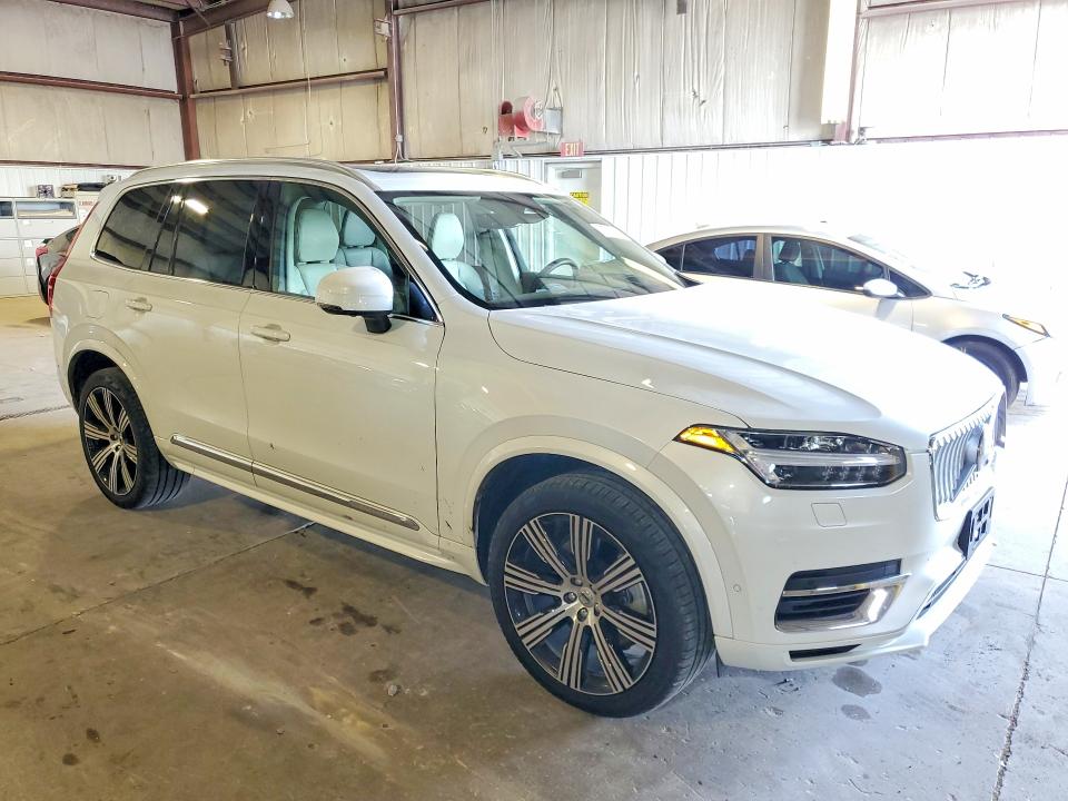 2024 Volvo Xc90 VIN YV4H60LF7R1205742 COPART salvage auction — HAIL, Ia - Cert Of Title-Salvage Title, sold $33,250 on 2026-07-15 (photo 4)