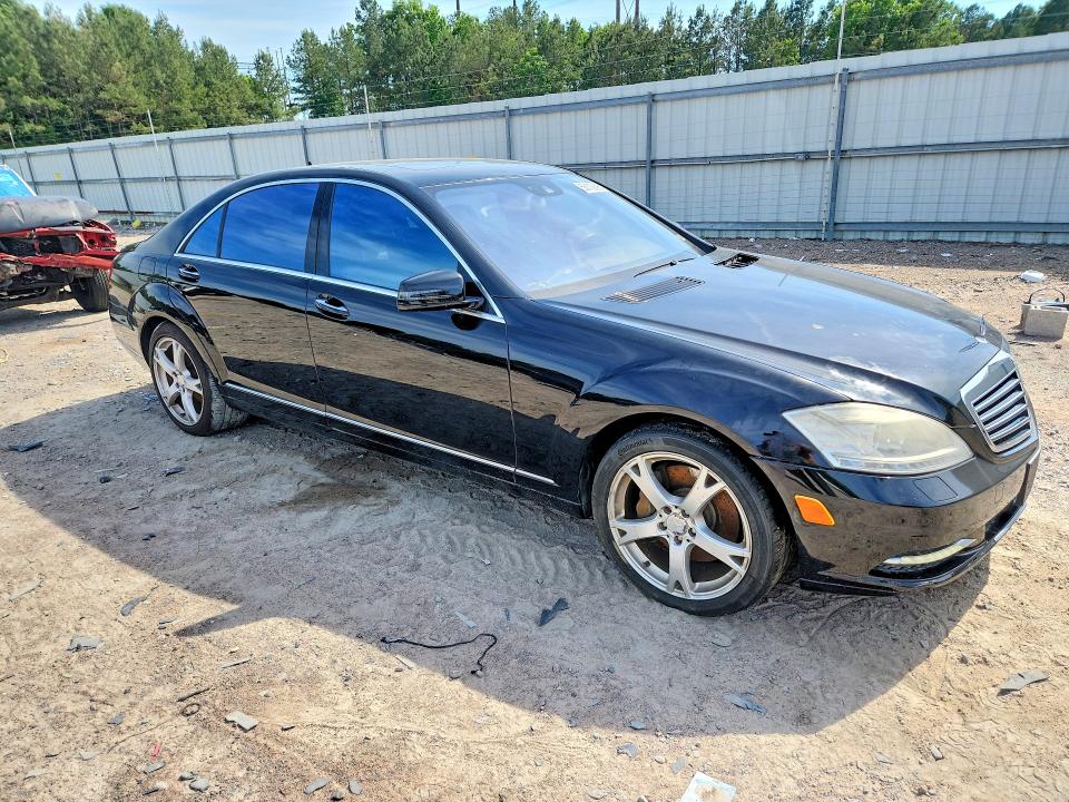 2013 Mercedes-benz VIN WDDNG7DB3DA510807 COPART salvage auction — MINOR DENT/SCRATCHES, Va - Cert Of Title-Flood, sold $1,550 on 2026-07-13 (photo 4)