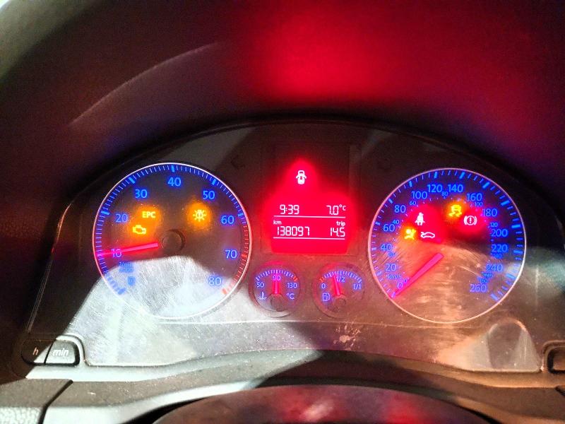 2009 Volkswagen Rabbit VIN WVWBA71K29W029301 COPART salvage auction — HAIL, Ab - Bos - Salvage, sold $1,000 on 2026-07-07 (photo 9)