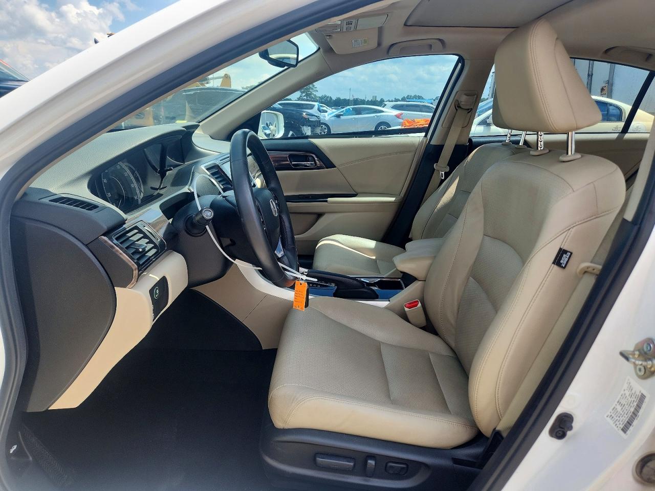 2016 Honda Accord VIN 1HGCR3F03GA031860 COPART salvage auction — Side, AL - CERT OF TITLE-SALVAGE TITLE, sold $4,250 on 2026-07-02 (photo 7)