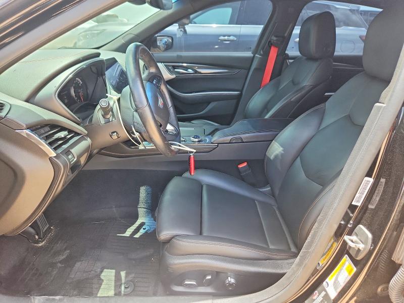 2022 Cadillac VIN 1G6DR5RW8N0113068 COPART salvage auction — WATER/FLOOD, Tx - Salvage Title-Flood Damage, sold $14,000 on 2026-08-13 (photo 7)