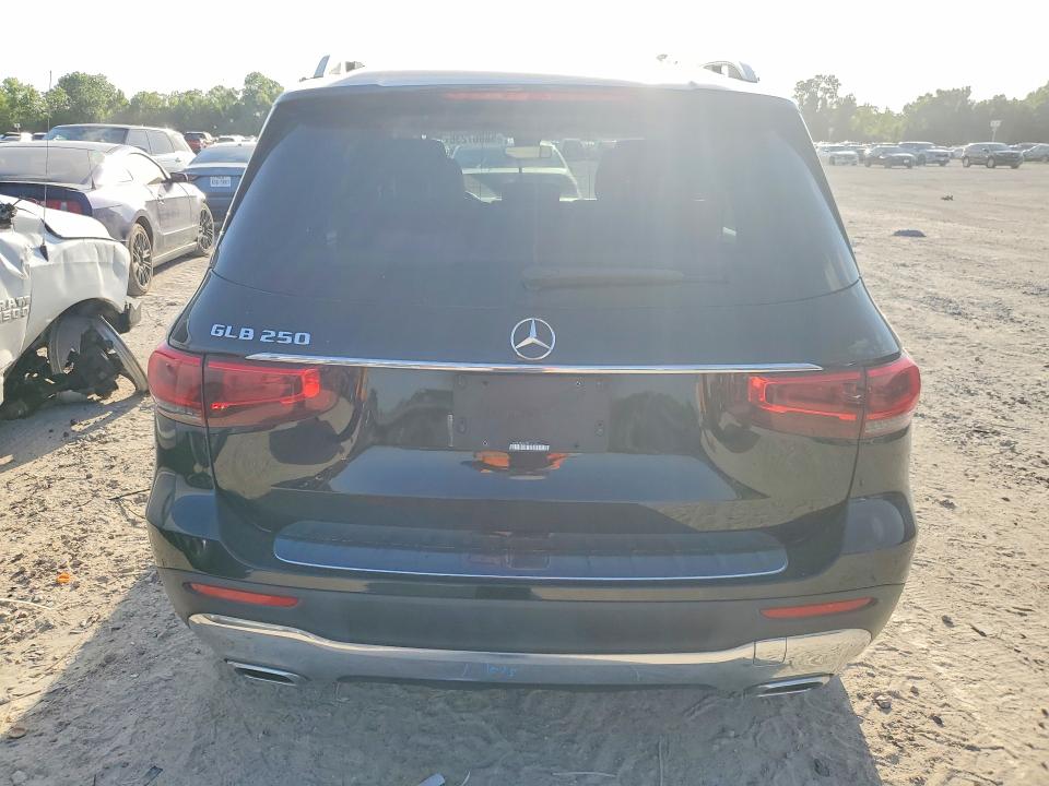 2020 Mercedes-benz Glb VIN W1N4M4GBXLW016429 COPART salvage auction — MINOR DENT/SCRATCHES, Mt - Certificate Of Title, sold $12,400 on 2026-07-27 (photo 6)