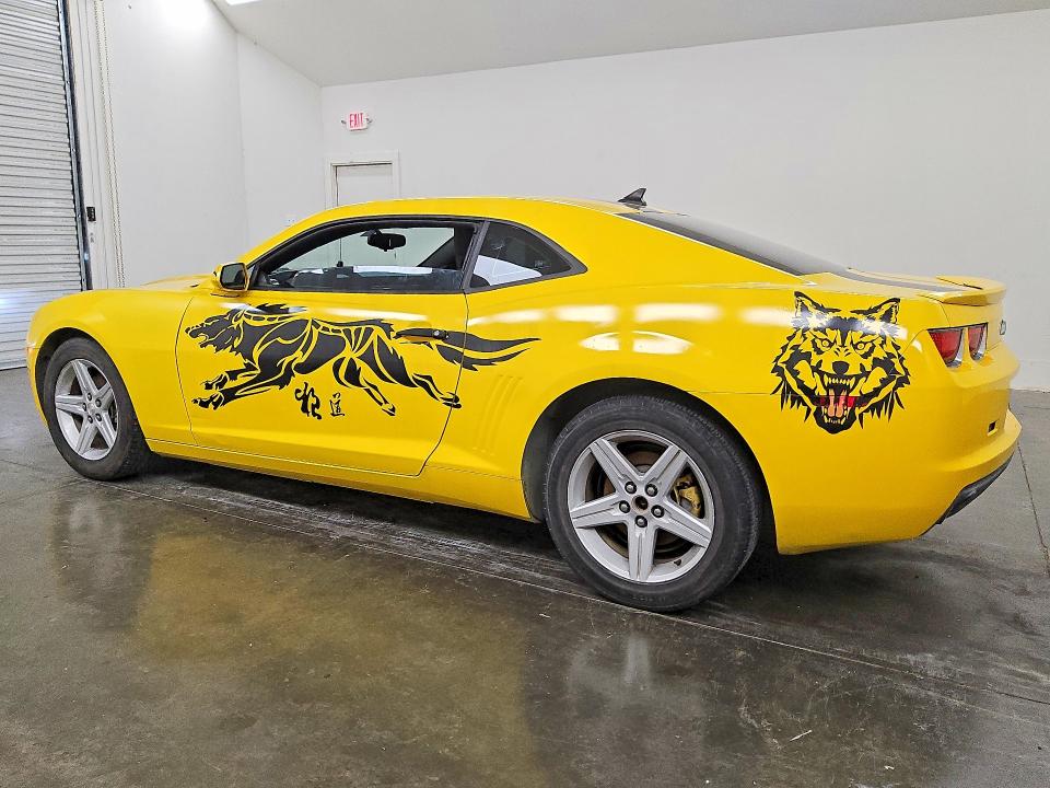 2012 Chevrolet Camaro VIN 2G1FB1E37C9110530 COPART salvage auction — MINOR DENT/SCRATCHES, TX - CERTIFICATE OF TITLE, sold $3,650 on 2026-07-07 (photo 2)