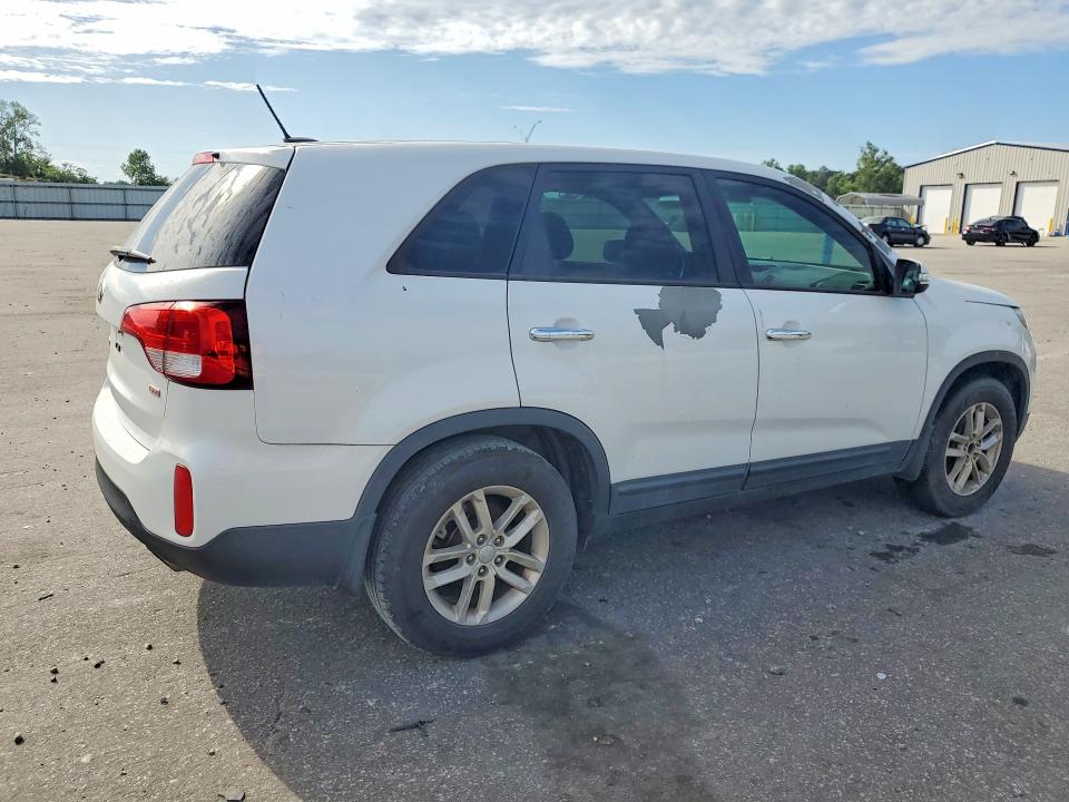 2015 Kia Sorento VIN 5XYKT3A63FG615469 COPART salvage auction — UNDERCARRIAGE, Nc - Dealer Only Clean Title, sold $975 on 2026-07-09 (photo 3)