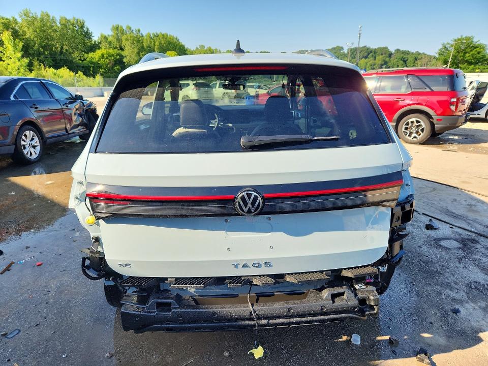 2025 Volkswagen Taos VIN 3VVEC7B28SM089242 COPART salvage auction — SIDE, Ky - Cert Of Title-Salvage, sold $13,600 on 2026-09-10 (photo 6)