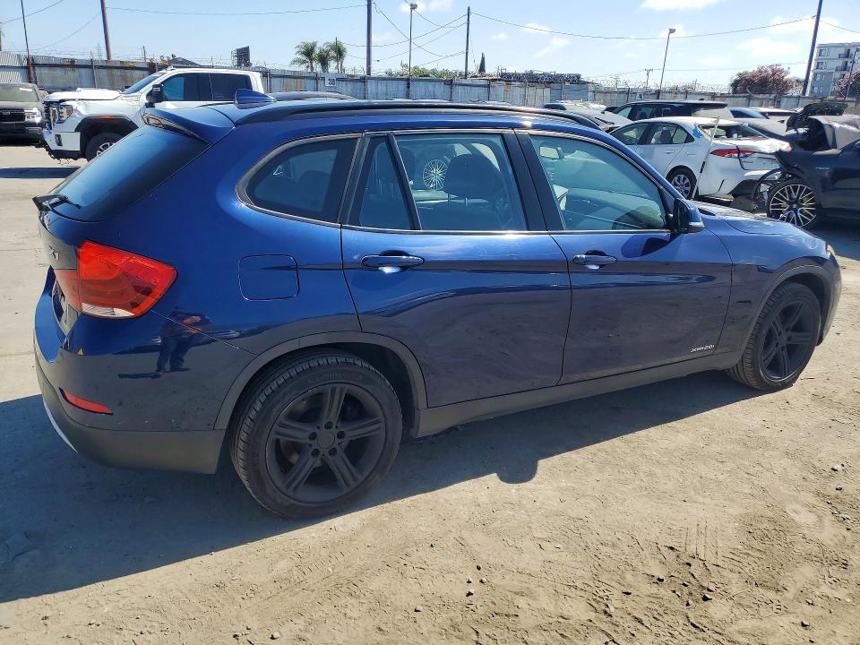 2013 BMW X1 VIN WBAVL1C55DVR83595 COPART salvage auction — FRONT END, CA - DIS/DLR/EXP ONLY CLEAN TITLE, sold $2,350 on 2026-07-29 (photo 3)