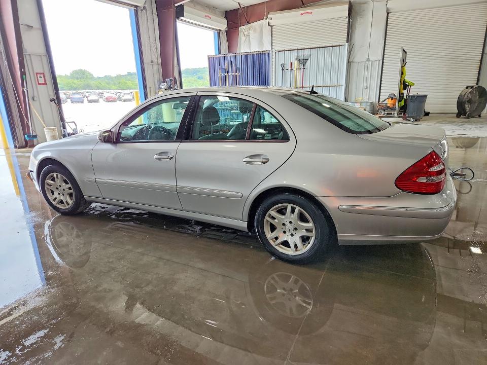 2005 Mercedes-benz E-klasse VIN WDBUF82J45X174929 COPART salvage auction — FRONT END, Il - Salvage Certificate, sold $450 on 2026-07-27 (photo 2)