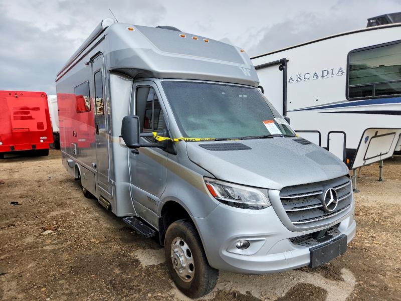 2025 Mercedes Sprinter VIN W1X8N36Y3RN286798 — COPART salvage auction photo