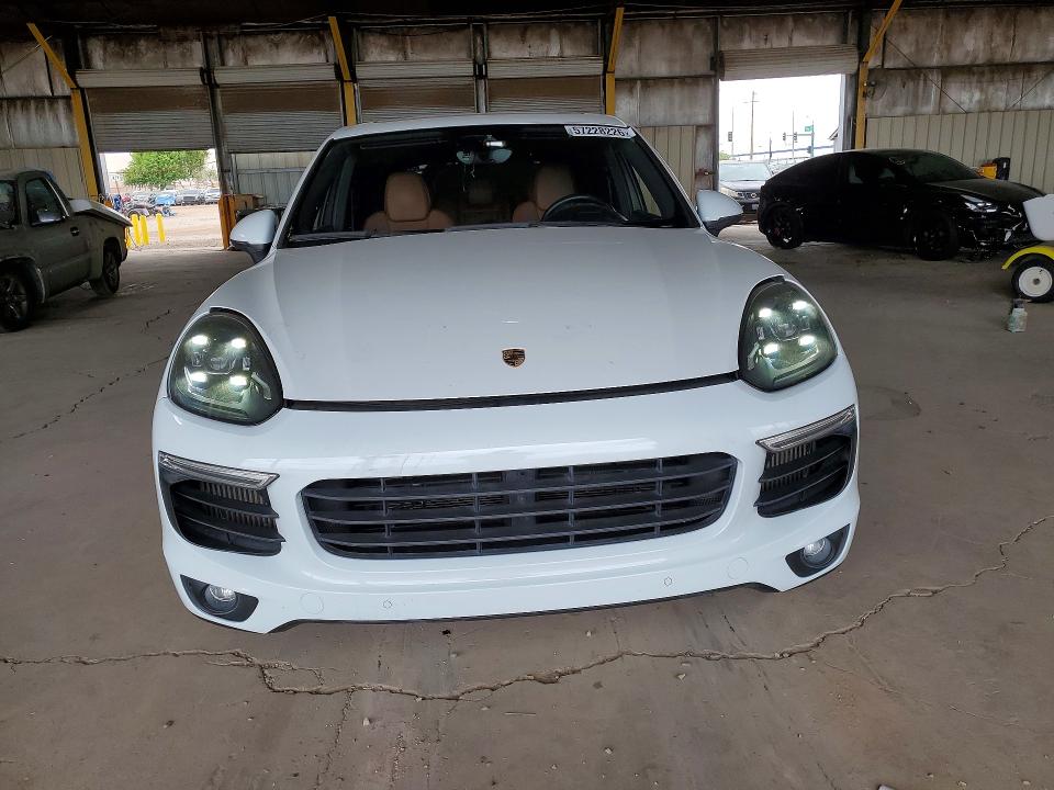 2017 Porsche Cayenne VIN WP1AB2A27HLA50123 COPART salvage auction — REAR END, Az - Cert Of Title - Salvage, sold $8,700 on 2026-08-10 (photo 9)