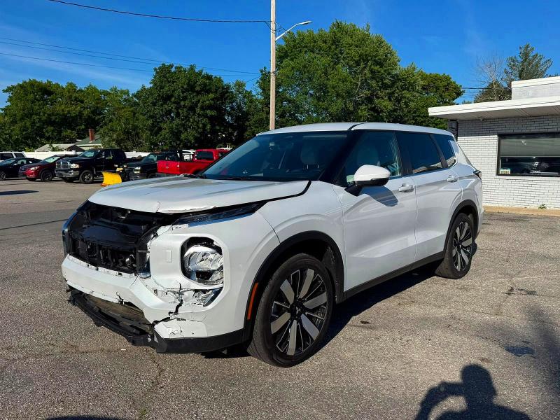 2025 Mitsubishi Outlander VIN JA4J4VA88SZ021889 COPART salvage auction — NORMAL WEAR, MI - CERTIFICATE OF TITLE (P), sold $16,400 on 2026-07-10 (photo 2)