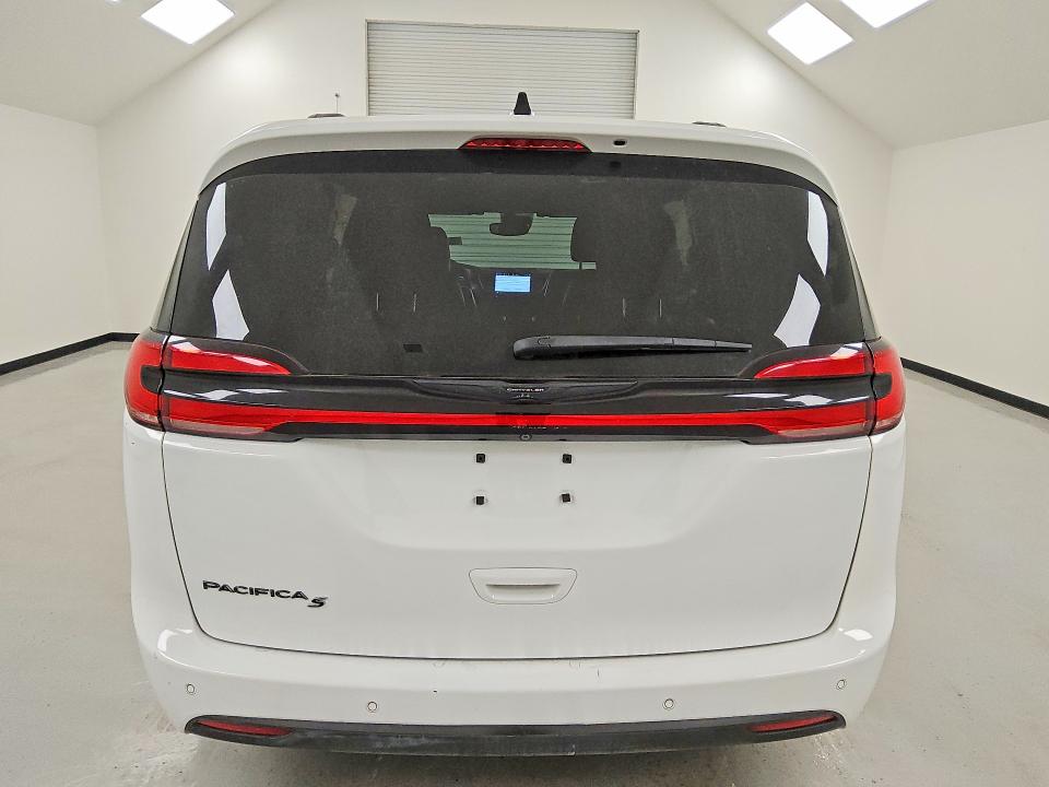 2023 Chrysler Pacifica VIN 2C4RC1BG5PR598861 COPART salvage auction — MINOR DENT/SCRATCHES, Tx - Certificate Of Title, sold $19,200 on 2026-07-02 (photo 6)