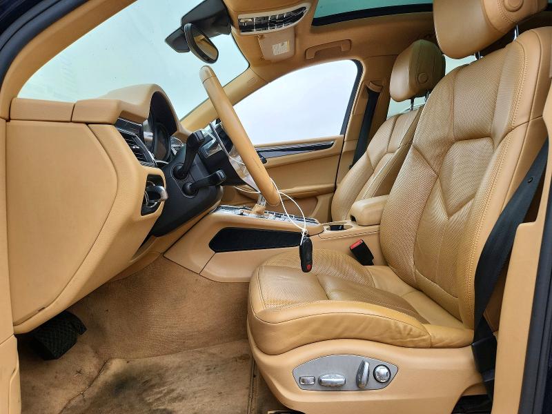 2017 Porsche Macan VIN WP1AA2A58HLB02677 COPART salvage auction — MECHANICAL, NY - CERTIFICATE OF TITLE, sold $7,400 on 2026-07-08 (photo 7)