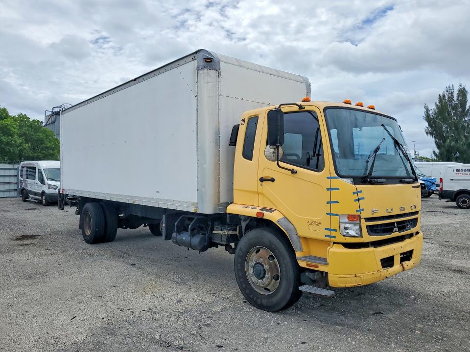2010 Mitsubishi Fm65f VIN JL6FJP1E7AK008264 COPART salvage auction — MINOR DENT/SCRATCHES, FL - CERTIFICATE OF TITLE, sold $2,350 on 2026-07-29 (photo 4)