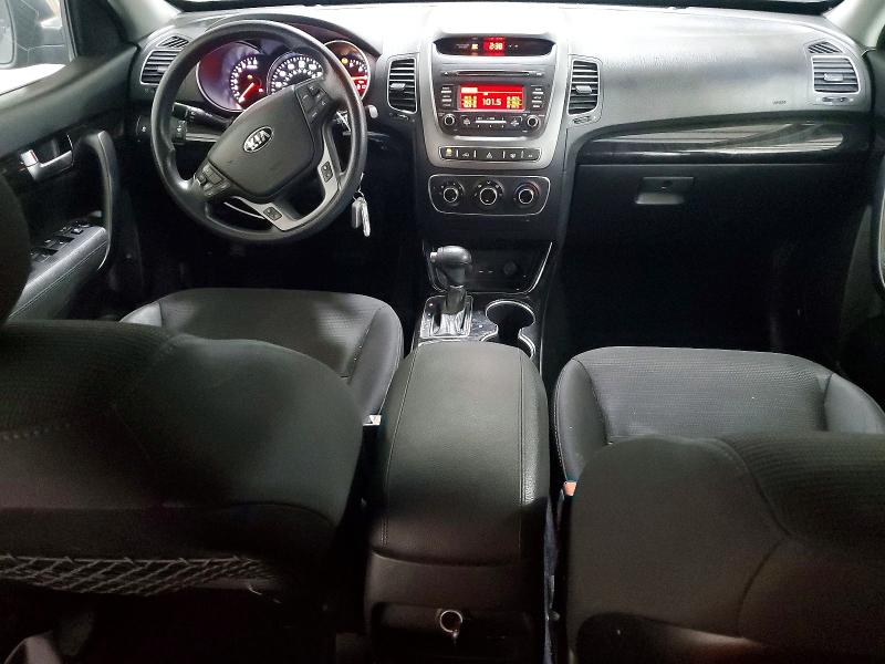 2014 Kia Sorento VIN 5XYKT3A66EG463475 COPART salvage auction — MINOR DENT/SCRATCHES, PA - CERT OF TITLE, sold $775 on 2026-07-29 (photo 8)