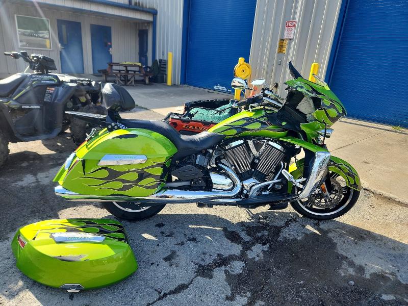 2013 Victory Cross country VIN 5VPDW36N8D3024038 COPART salvage auction — FRONT END, Pa - Certificate Of Salvage, sold $800 on 2026-07-23 (photo 1)