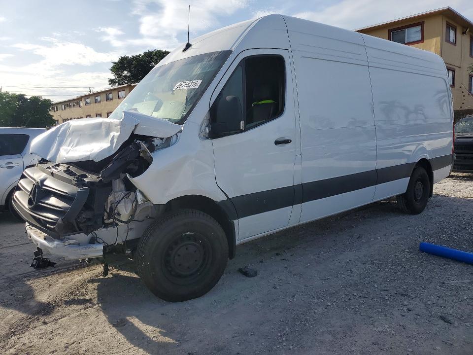 2025 Mercedes-benz Sprinter VIN W1Y4KCHY2SP755728 COPART salvage auction — FRONT END, Fl - Cert Of Title Slvg Rebuildable, sold $2,450 on 2026-07-29 (photo 1)