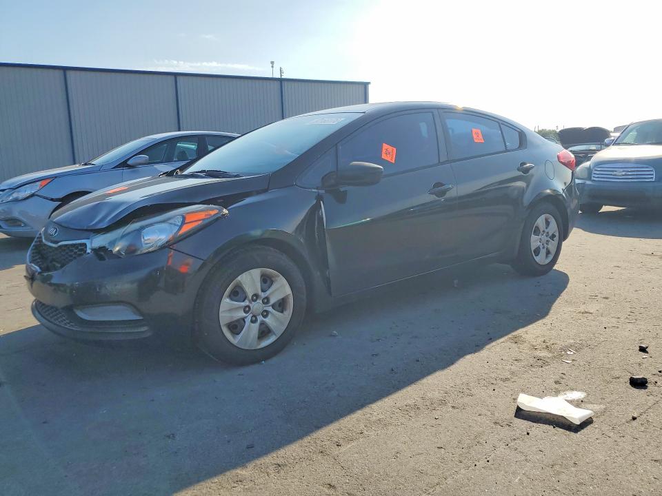 2015 Kia Forte VIN KNAFK4A68F5257690 COPART salvage auction — FRONT END, Fl - Cert Of Title Slvg Rebuildable, sold $550 on 2026-07-15 (photo 1)