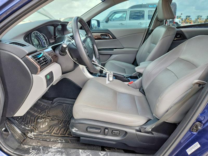 2017 Honda Accord VIN 1HGCR2F86HA071240 COPART salvage auction — SIDE, Tx - Salvage Vehicle Title, sold $300 on 2026-07-23 (photo 7)
